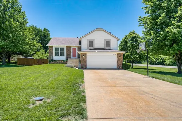 21475 W 181st Terrace, Olathe, KS 66062
