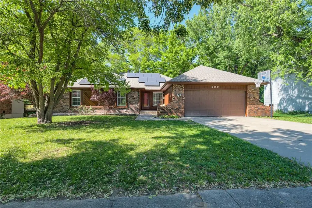 600 NW 66th Street, Kansas City, MO 64118 - #1