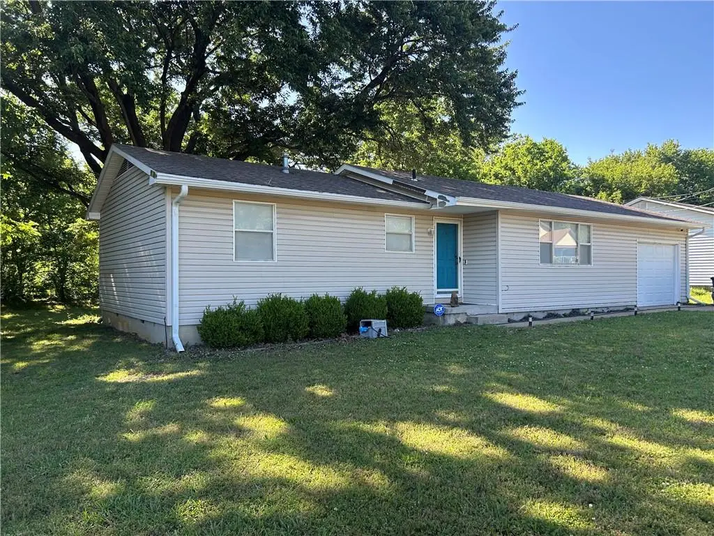 506 Hollywood Boulevard, Coffeyville, KS 67337 - #1