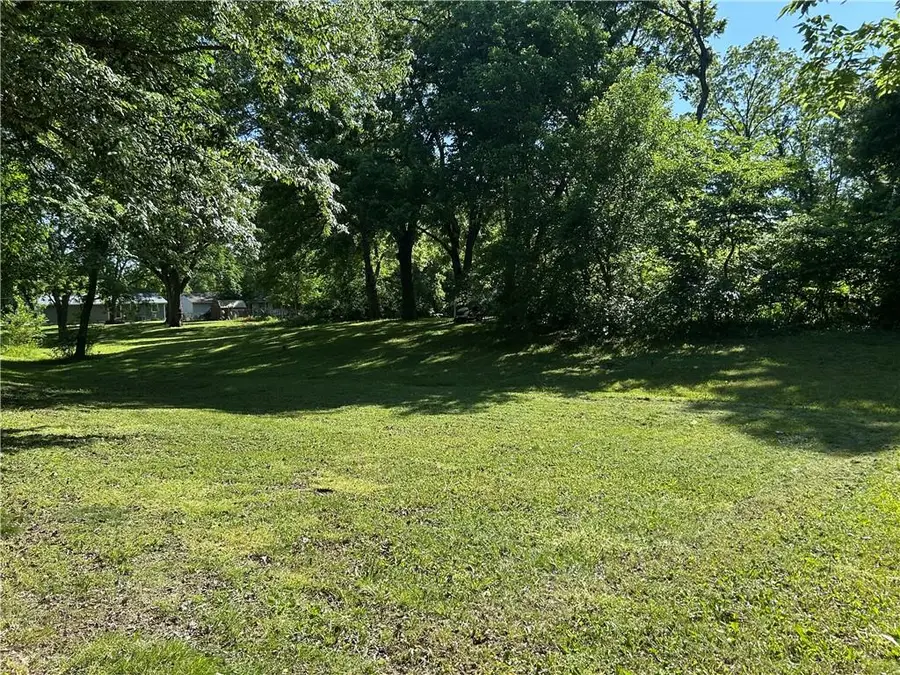 506 Hollywood Boulevard, Coffeyville, KS 67337 - #2