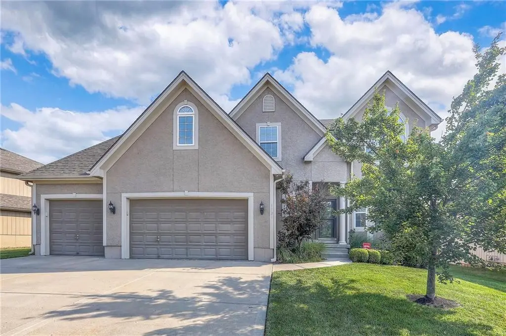 1121 N Old Mill Road, Independence, MO 64056 - #1