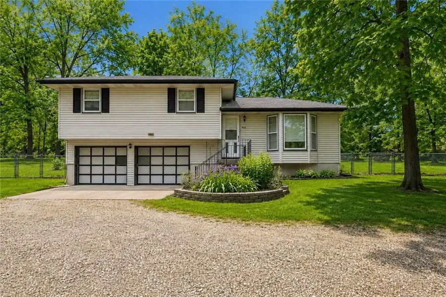 863 Kendall Road, Peculiar, MO 64078 - #3