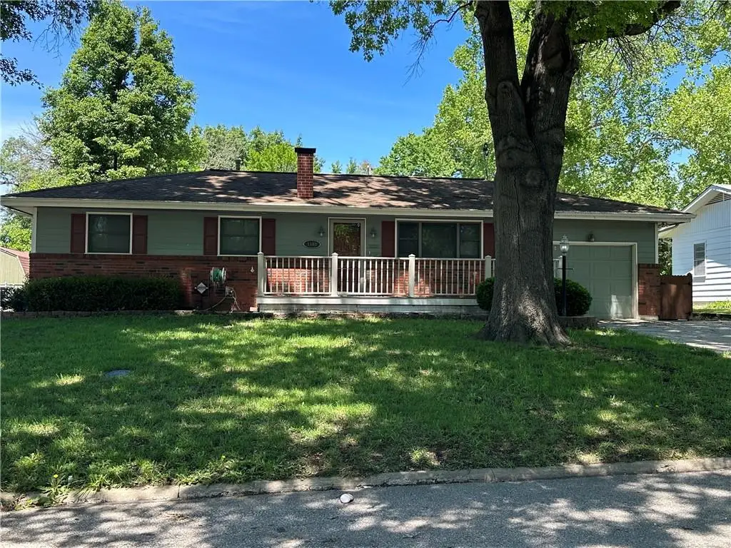 1508 E 18th Terrace, Lawrence, KS 66044 - #1