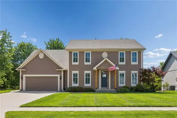 1021 Black Oak Drive, Liberty, MO 64068