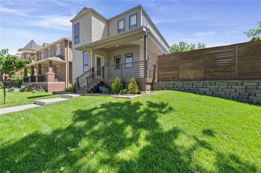 2445 Tracy Avenue, Kansas City, MO 64108 - #2