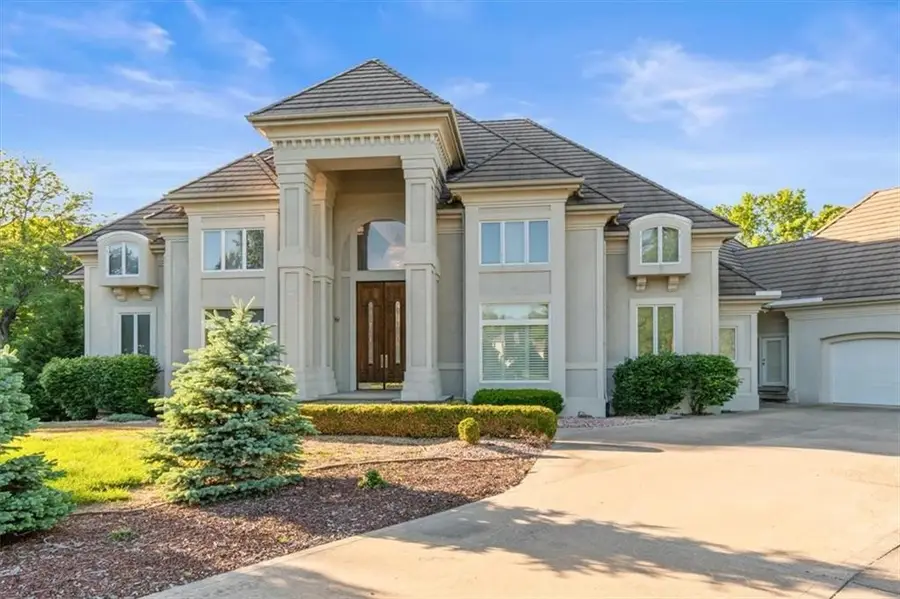 1601 NW Arrowhead Trail, Blue Springs, MO 64015 - #2
