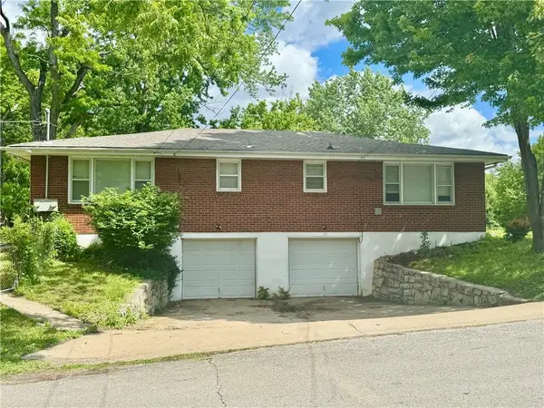11122 E 20th Street, Independence, MO 64052