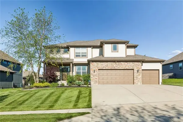 9830 N Kentucky Avenue, Kansas City, MO 64157