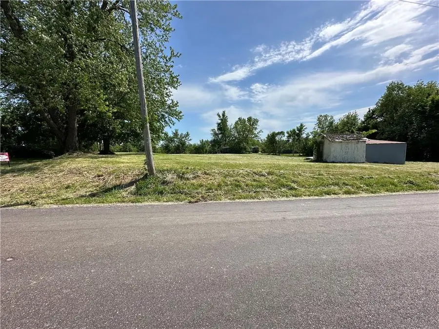 27601-27609 E Hoover Road, Buckner, MO 64016 - #3