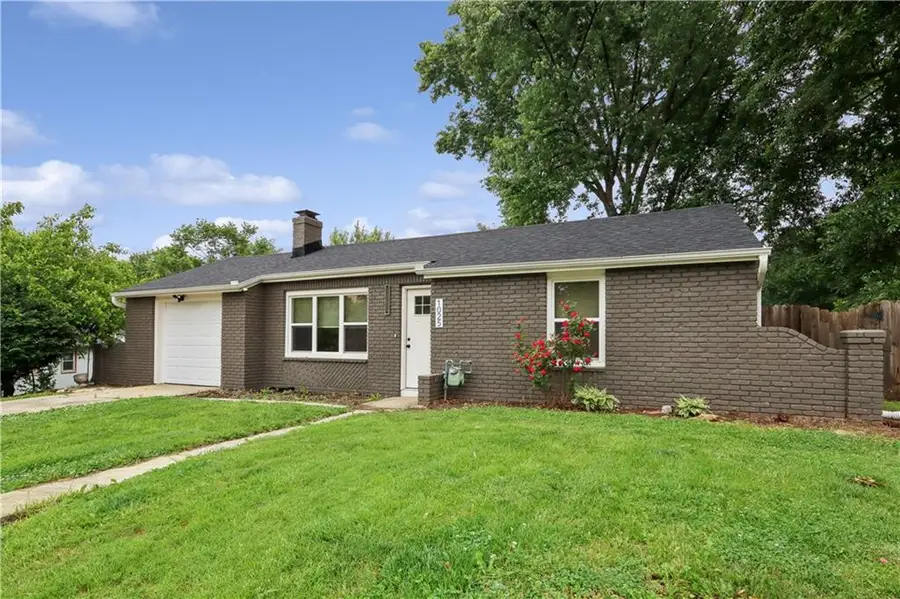 1025 S 50th Drive, Kansas City, KS 66106 - #2