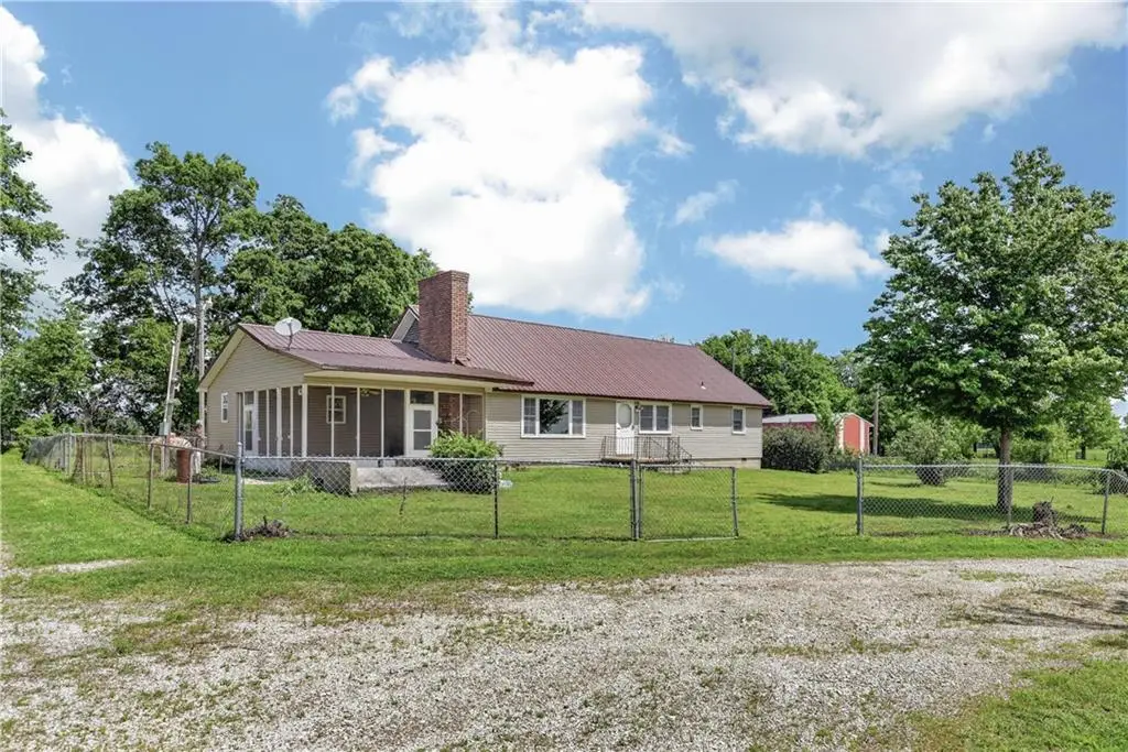 10784 70th Street, Chetopa, KS 67336 - #1