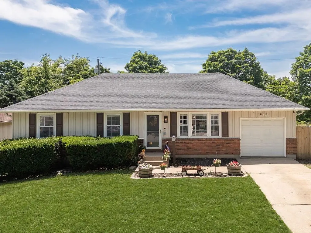 16601 E 41st Street S, Independence, MO 64055 - #1