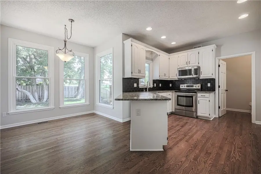 11600 W 117th Terrace, Overland Park, KS 66210 - #2