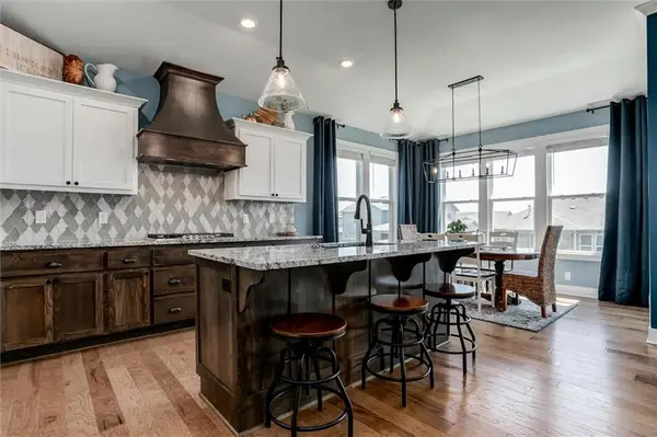 13317 W 181st Place, Overland Park, KS 66013