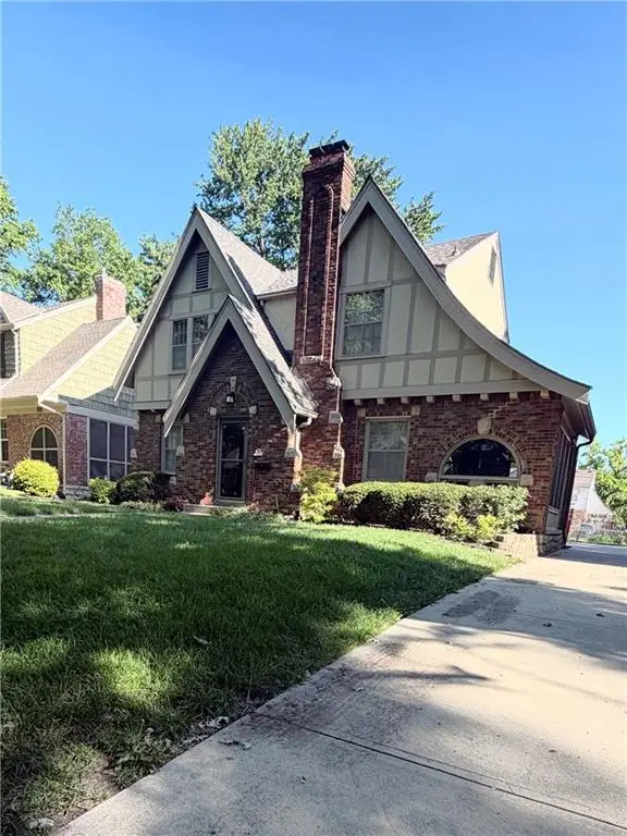 610 E 73rd Terrace, Kansas City, MO 64131 - #2