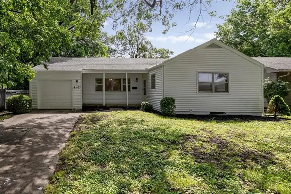 8107 Walnut Street, Kansas City, MO 64114