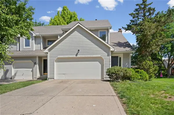 10810 W 116th Street, Overland Park, KS 66210