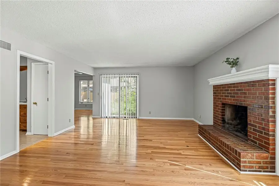 10810 W 116th Street, Overland Park, KS 66210 - #3
