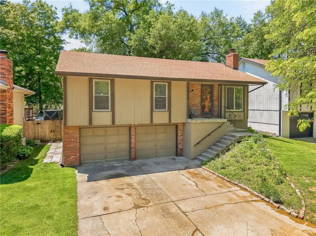 3902 N Colorado Avenue, Kansas City, MO 64117 - #1