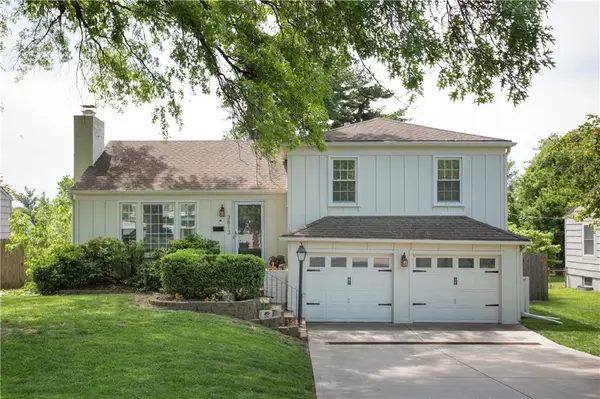 3813 W 79th Street, Prairie Village, KS 66208