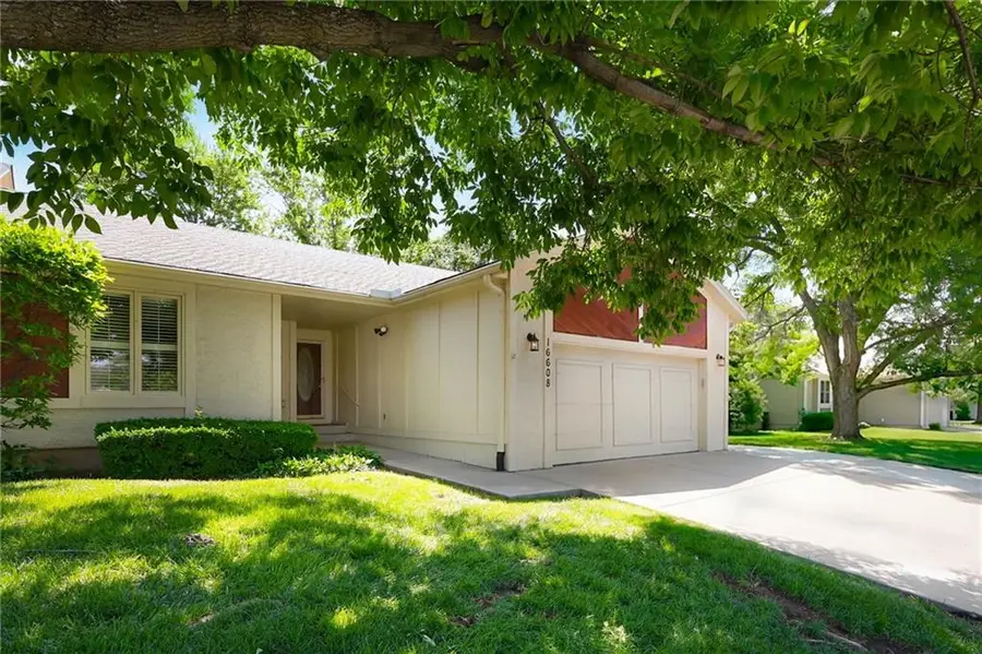 16608 W 133rd Street, Olathe, KS 66062 - #3