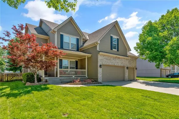 2208 NE Janessa Drive, Blue Springs, MO 64029