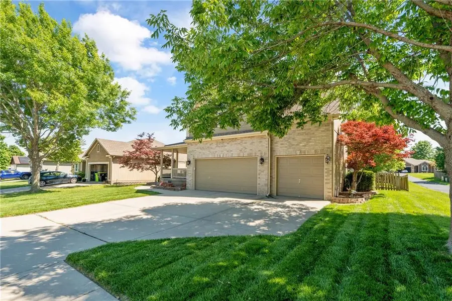 2208 NE Janessa Drive, Blue Springs, MO 64029 - #3