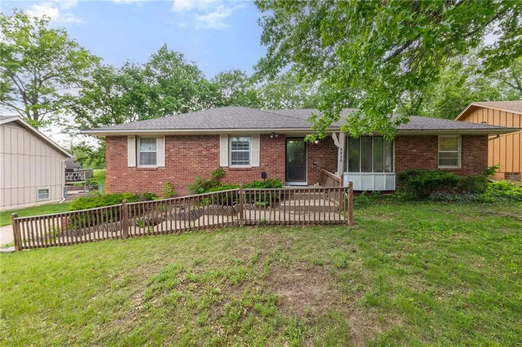 6820 Wildwood Drive, Raytown, MO 64133 - #1