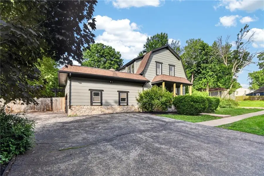 421 3rd Street, Belton, MO 64012 - #3