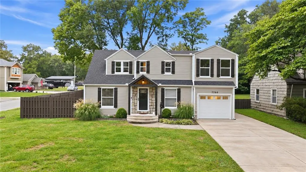 7744 Grand Avenue, Kansas City, MO 64114 - #1