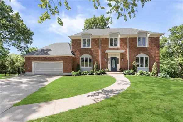 8426 Woodson Place, Raytown, MO 64138