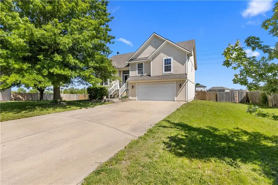 10104 E 219th Terrace, Peculiar, MO 64078 - #2