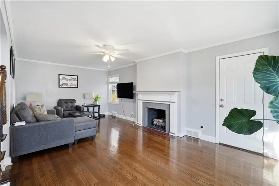 8004 Holmes Road, Kansas City, MO 64131 - #3