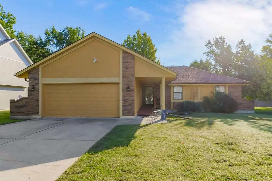 13205 Bristol Avenue, Grandview, MO 64030 - #2