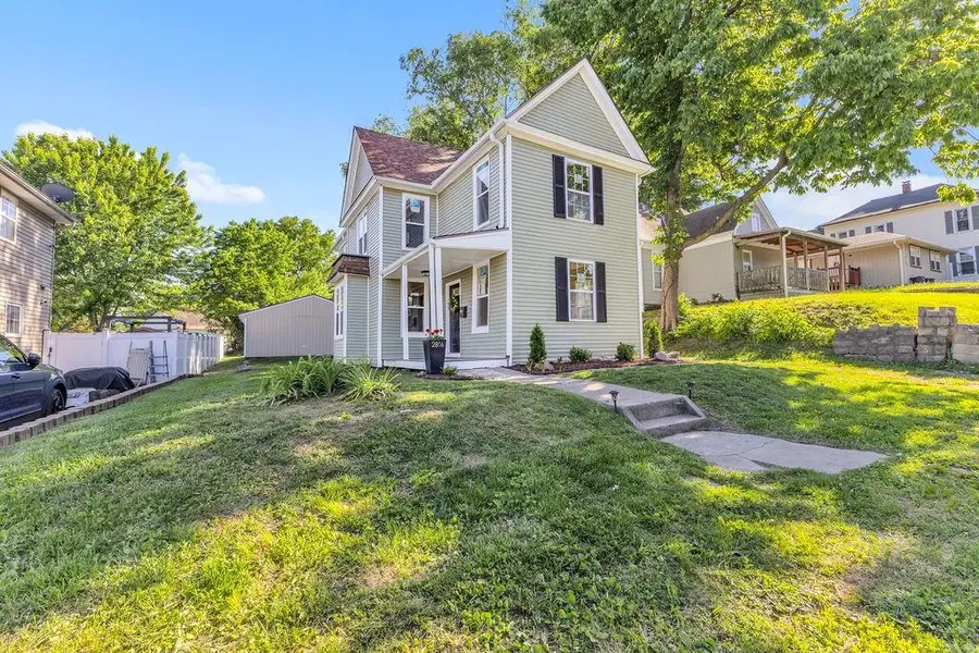 2816 Lafayette Street, Saint Joseph, MO 64507 - #2