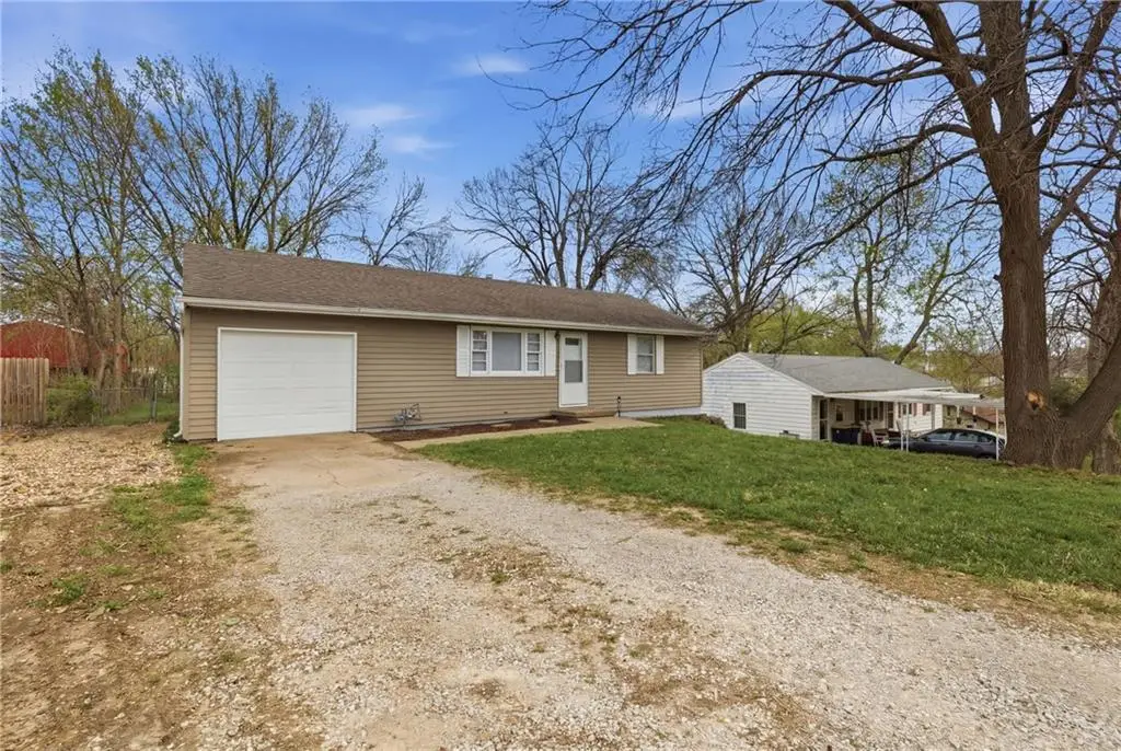 4540 NE 44th Terrace, Kansas City, MO 64117 - #1