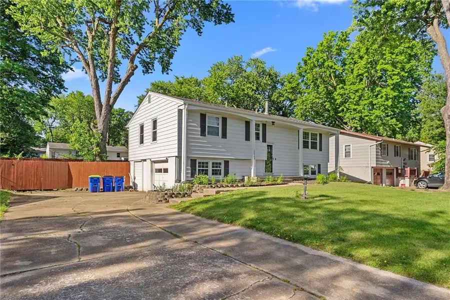 11709 E 77th Terrace, Raytown, MO 64138 - #2
