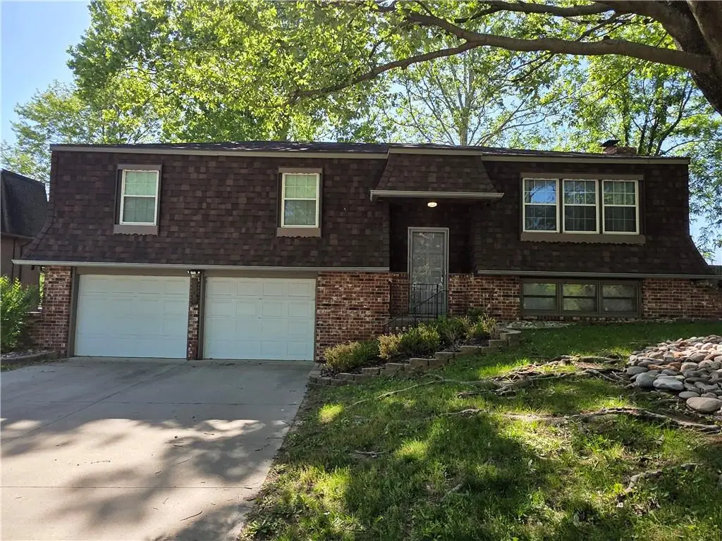 6600 Ravena Road, Pleasant Valley, MO 64068 - #1