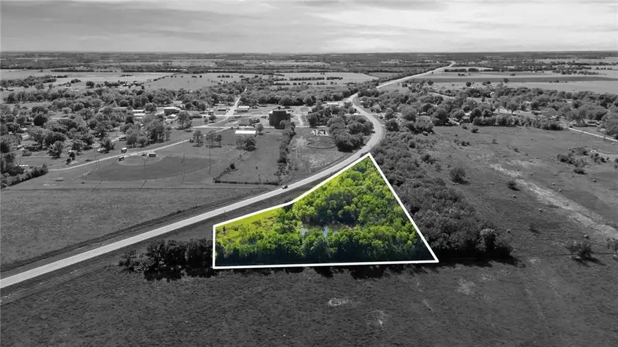 000 Pine Street, Bronson, KS 66716 - #3