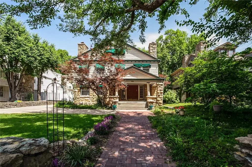 612 Emanuel Cleaver Ii Boulevard, Kansas City, MO 64110 - #1
