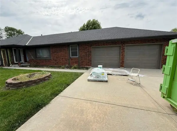 300 N Woodson Drive, Raymore, MO 64083