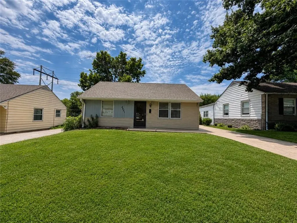 4921 Crest Drive, Kansas City, KS 66106 - #1