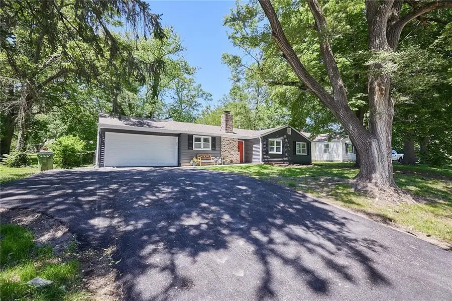 7204 Raytown Road, Raytown, MO 64133 - #2