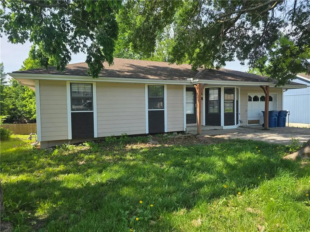 326 E Dryden Street, Odessa, MO 64076 - #1
