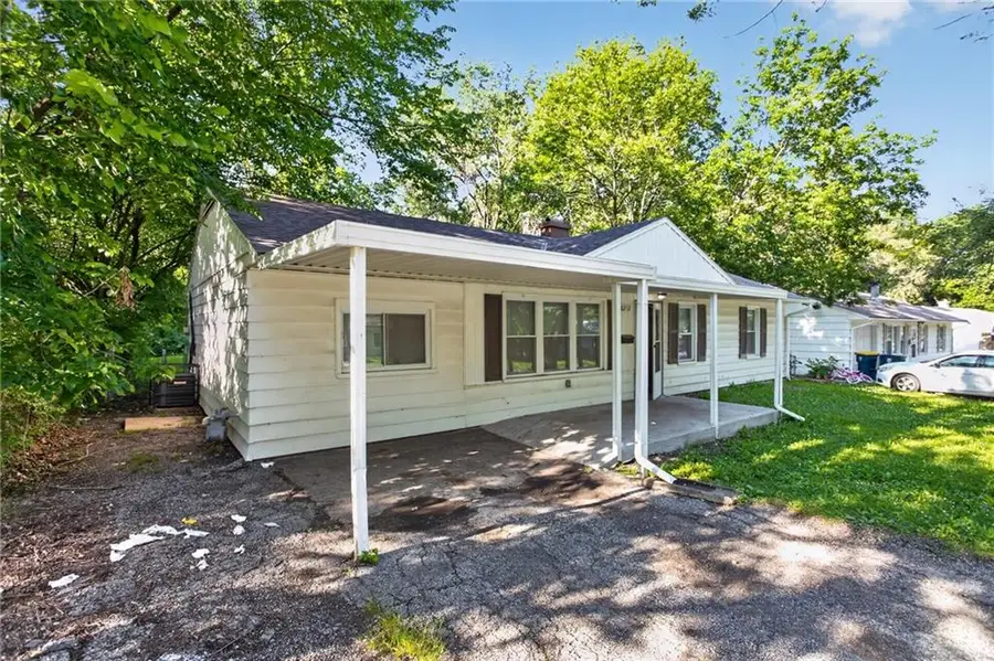 8212 E 111th Terrace, Kansas City, MO 64134 - #3
