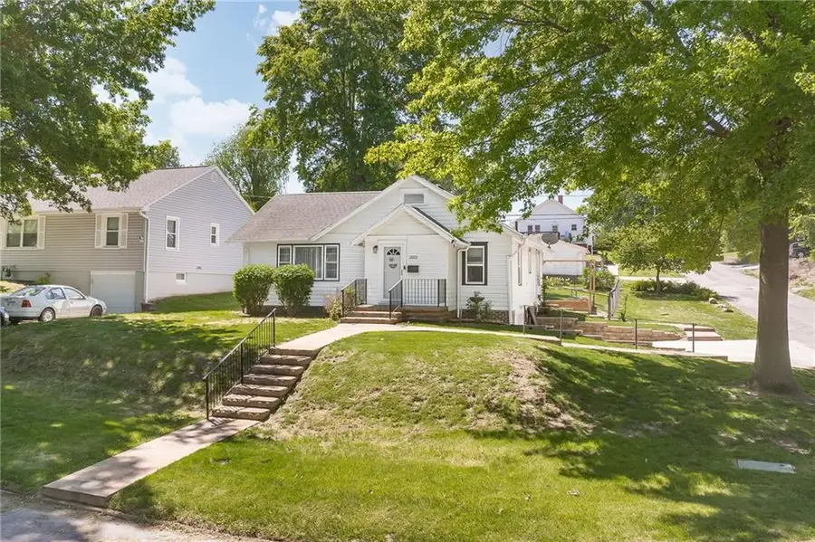 3502 Penn Street, Saint Joseph, MO 64507 - #2