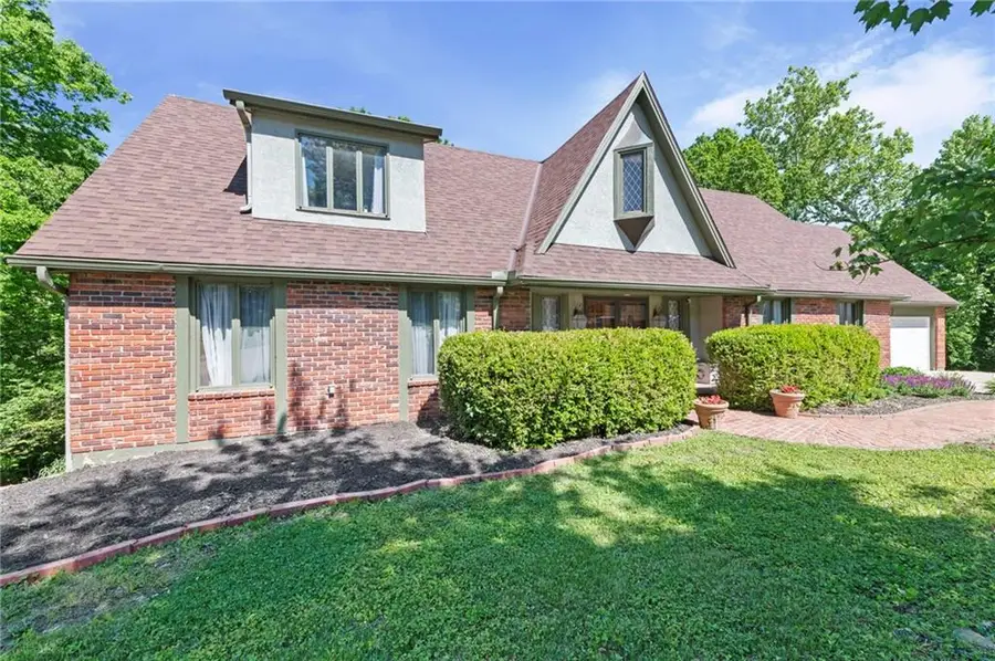 616 NW 42nd Terrace, Kansas City, MO 64116 - #2