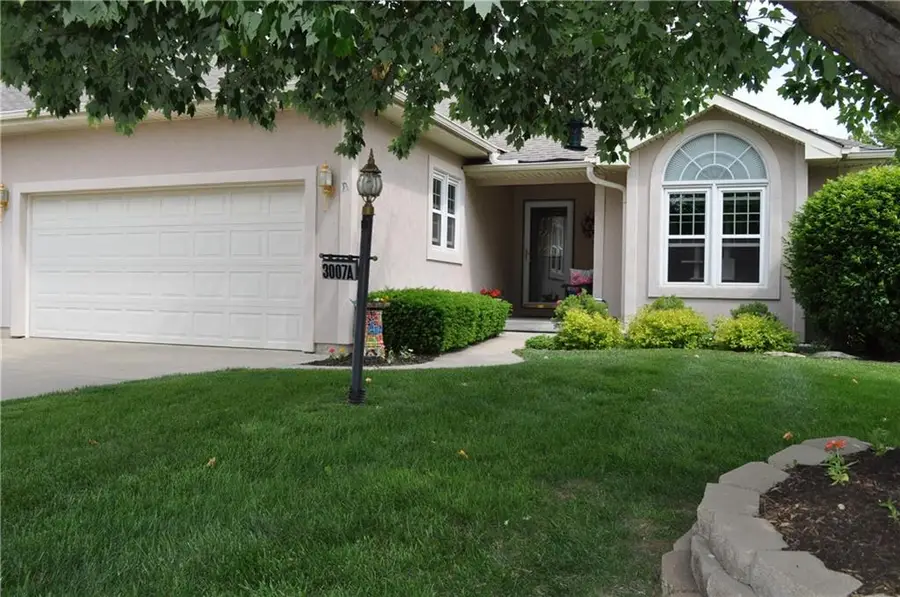 3007 Hirter Drive #A, Saint Joseph, MO 64506 - #2