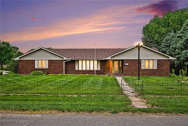 1701 Sunset Boulevard, Mound City, MO 64470