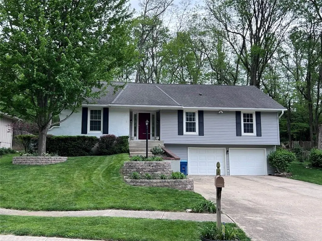 725 Laurel Avenue, Liberty, MO 64068 - #1
